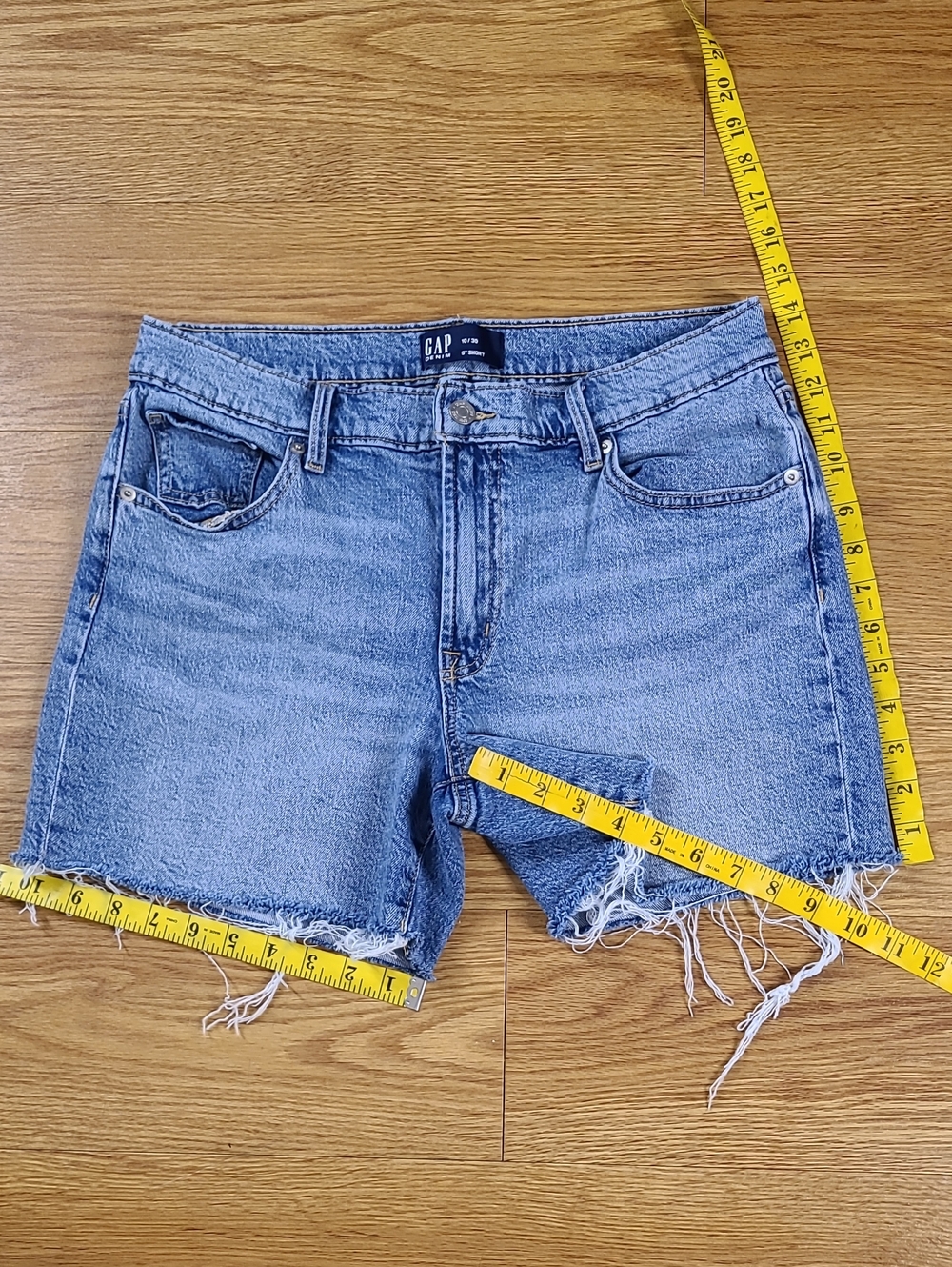 GAP VINTAGE 10/30x4 Girls, Womens, Juniors Cutoff denim blue Jeans Shorts